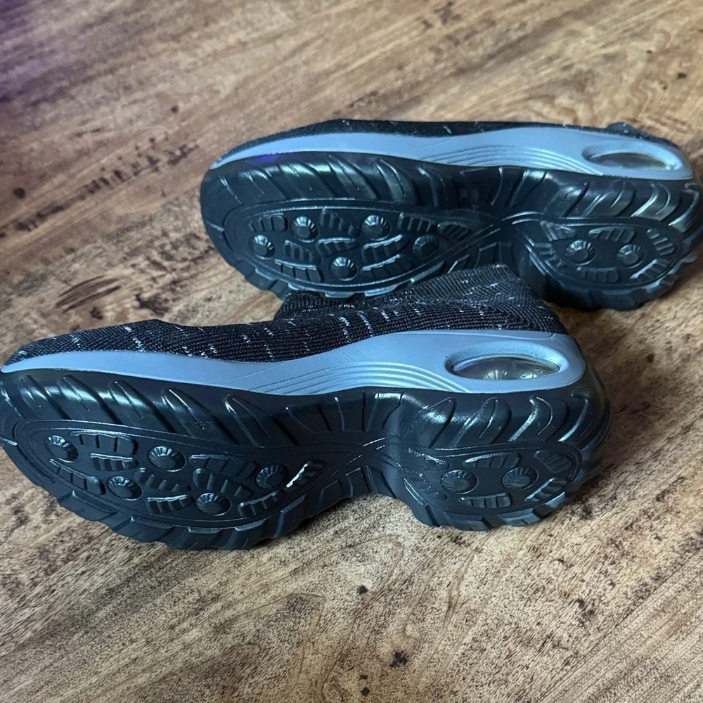 Black Slip-On Women’s Shoes